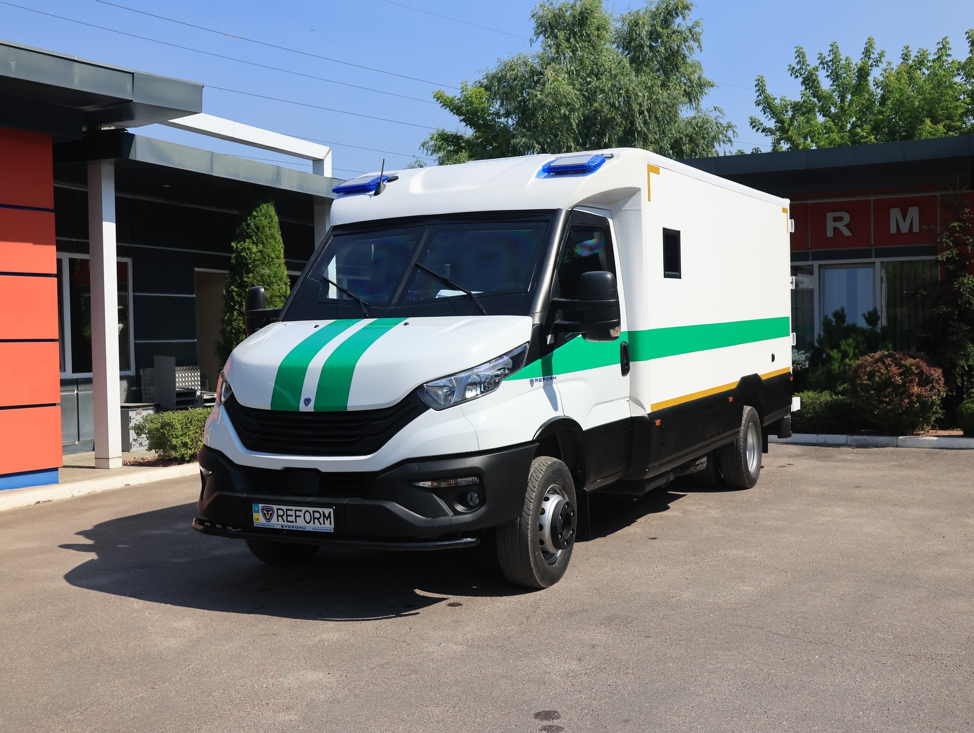 Броньований інкасаторський автомобіль IVECO Daily