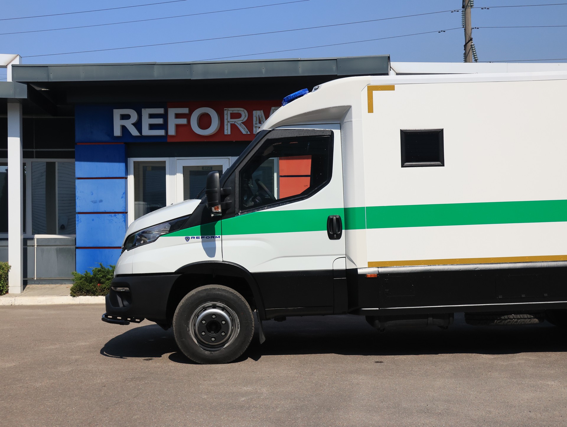 Броньований інкасаторський автомобіль IVECO Daily
