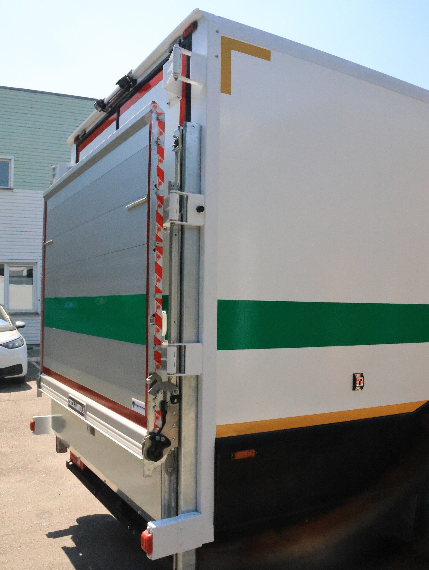 Броньований інкасаторський автомобіль IVECO Daily