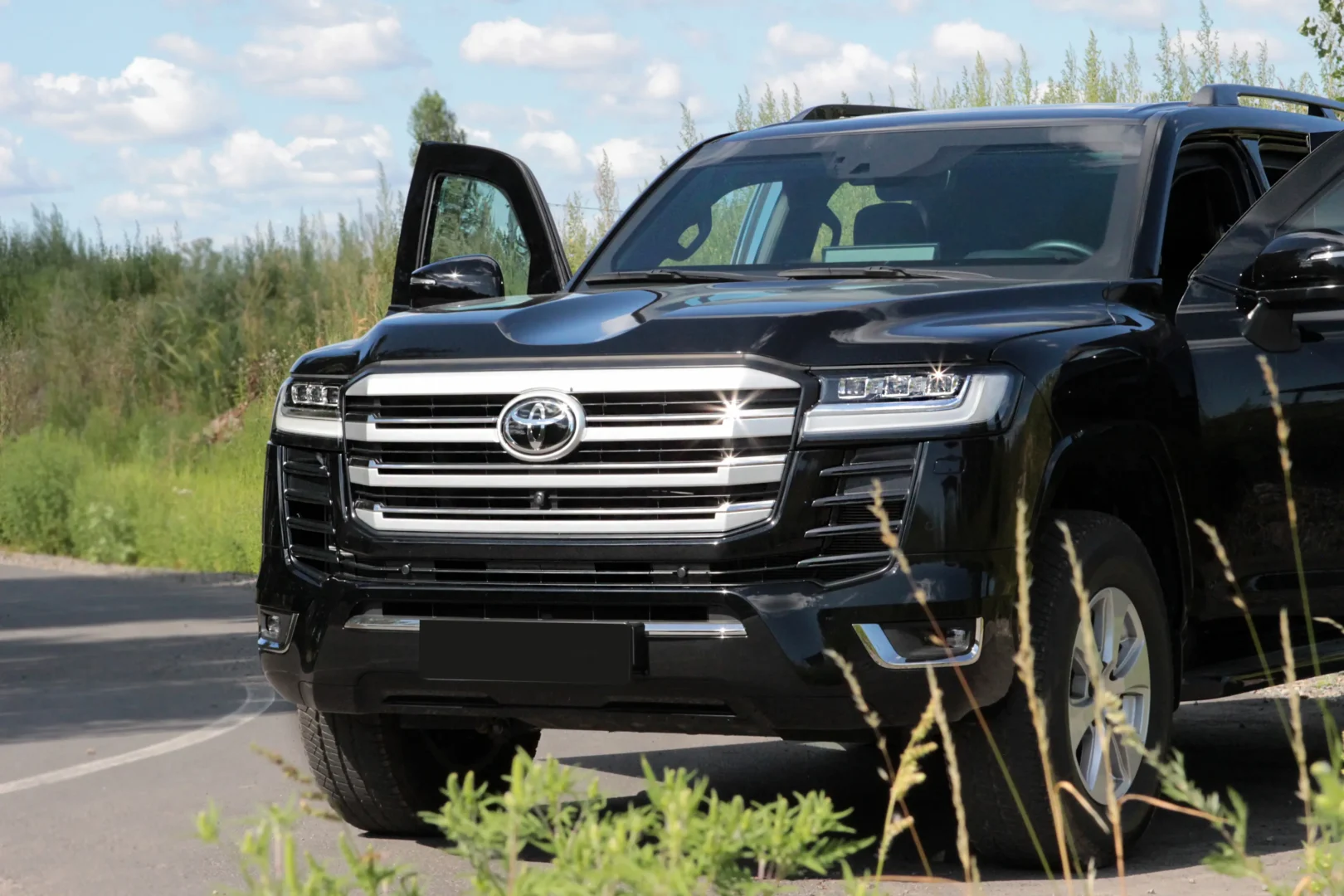 Броньований Toyota LC300