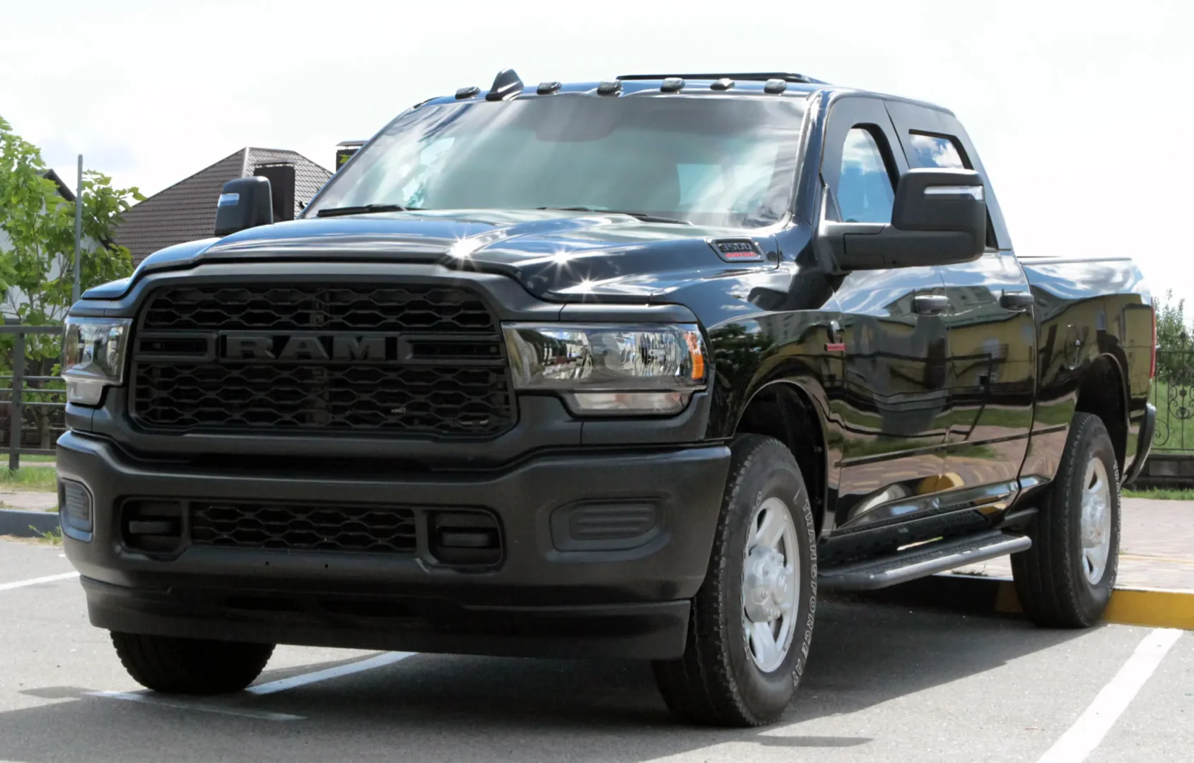 Броньований Dodge RAM 3500