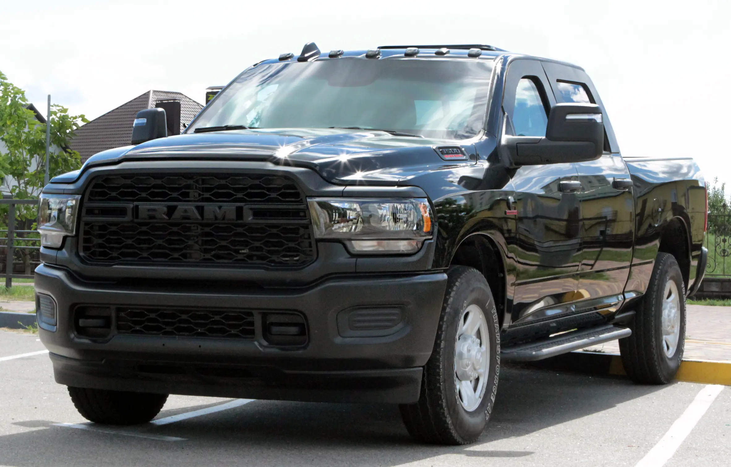 Броньований Dodge RAM 3500