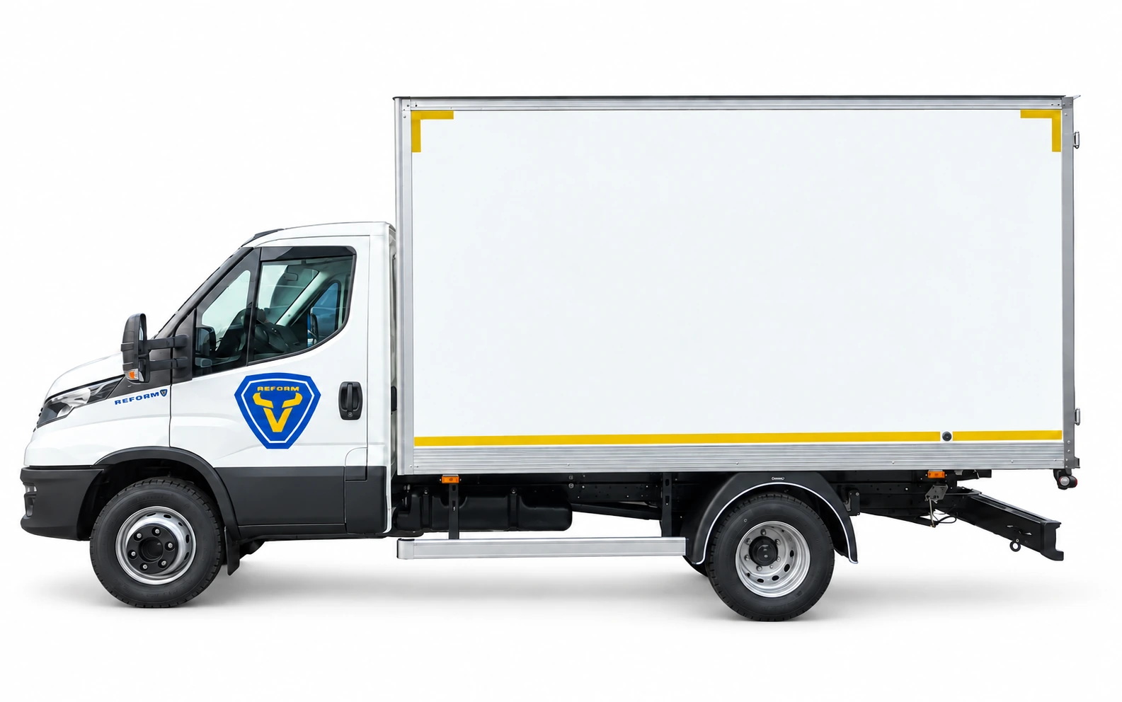Промтоварний Iveco Daily 70